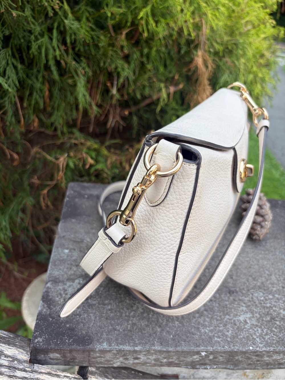 Coach Mia Shoulder Bag Chalk Pebble Leather Gold Hardware - Picture 6 of 15